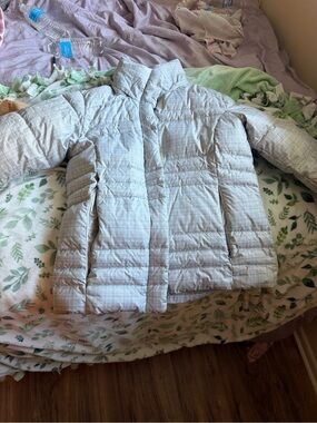 Columbia Light Gray Plaid Women's Puffer Jacket